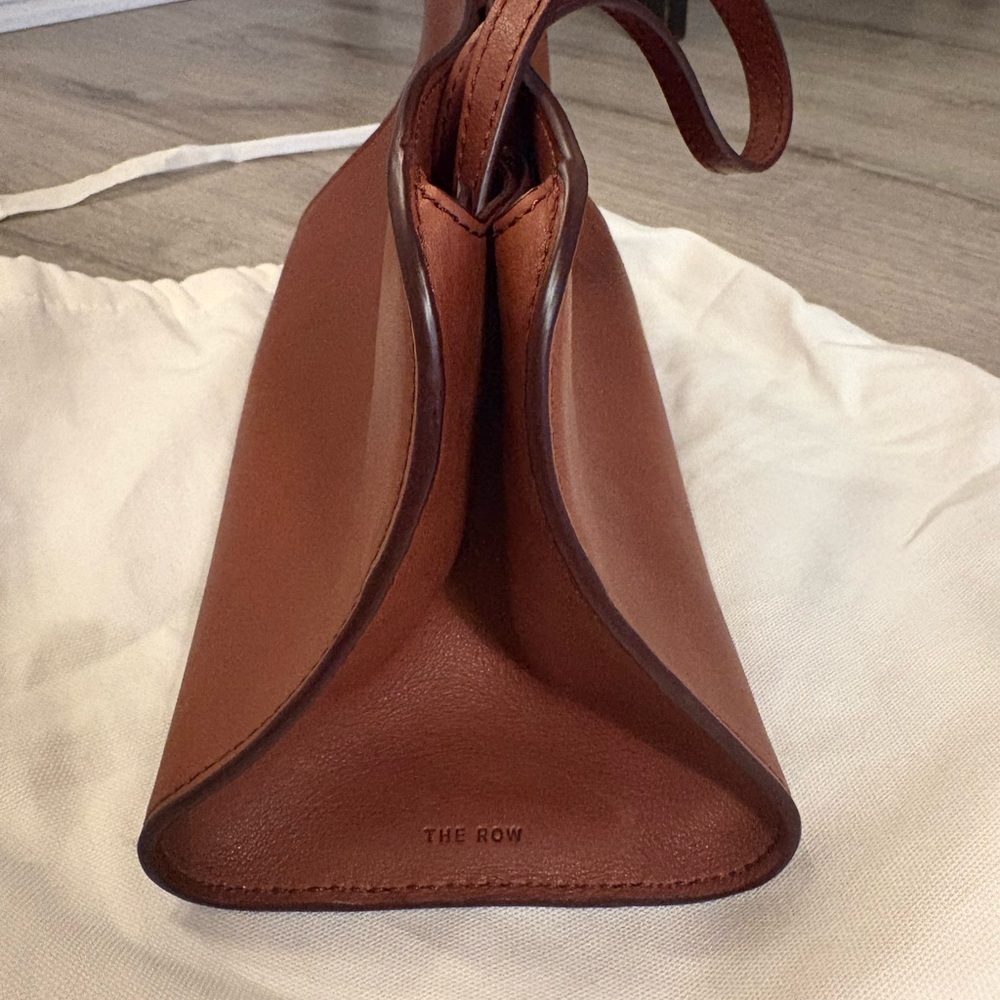 NWT The Row Peggy bag in color New Burgundy - Picture 8 of 10